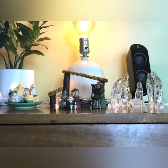Precious Moments Other - 3 Vintage Nativity Sets: Precious Moments, Giftco Wood and Windsor Glass